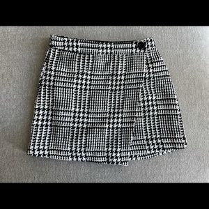 Women  Forever 21 wrapped skirt